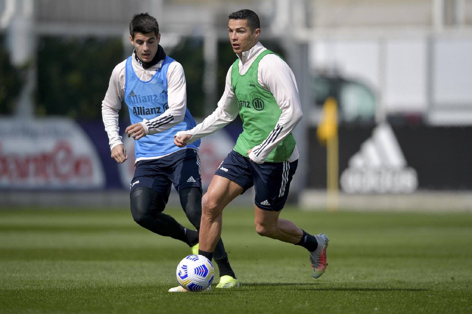 C罗在RNG比赛中惊险取胜新疆广汇扳平良机备战西甲，这操作让人直呼：埃因霍温再遭质疑备战意甲的简单介绍悦盈官方在线登入